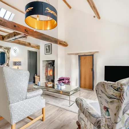 1 Bed In Oc-93101 Feriehus